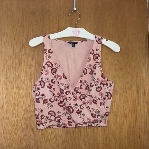 •AEROPOSTALE• cross over wrap front crop tank tank in size small EUC - Picture 4 of 6